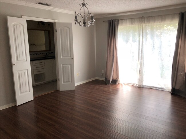 Building Photo - 38 Meadow Cove Dr