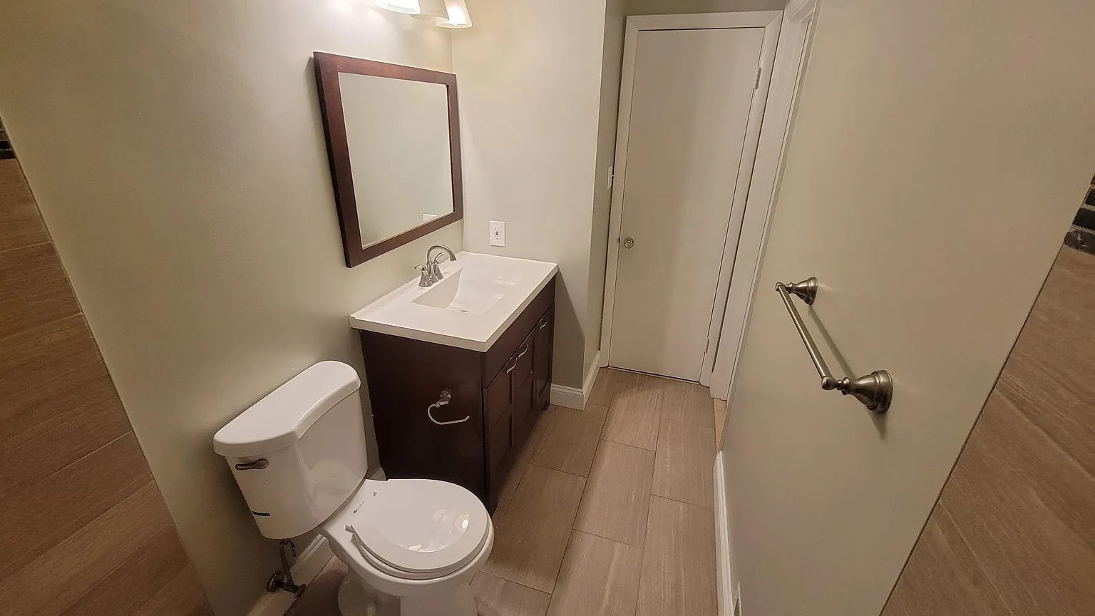 Hall bathroom - 648 15th St S