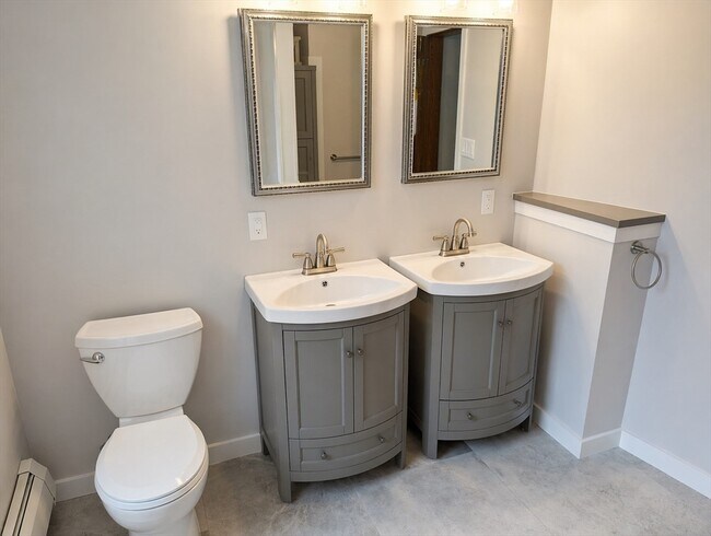 Building Photo - 50 Green St