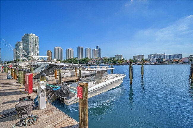 Building Photo - 400 Sunny Isles Blvd