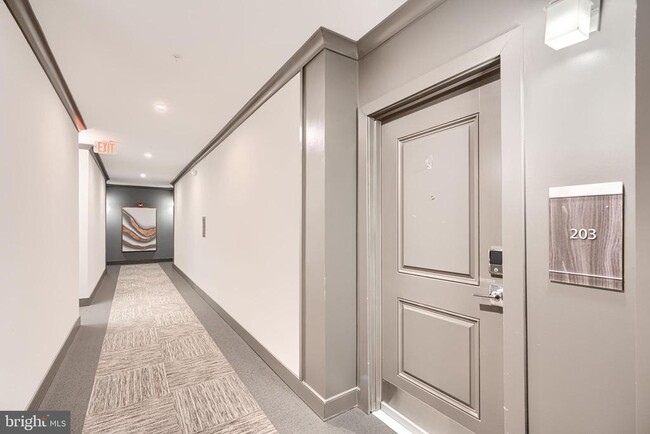 Building Photo - 100 St Ives Pl