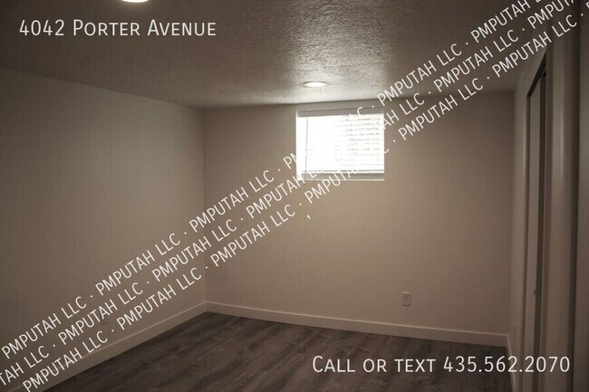 Building Photo - 4042 Porter Ave