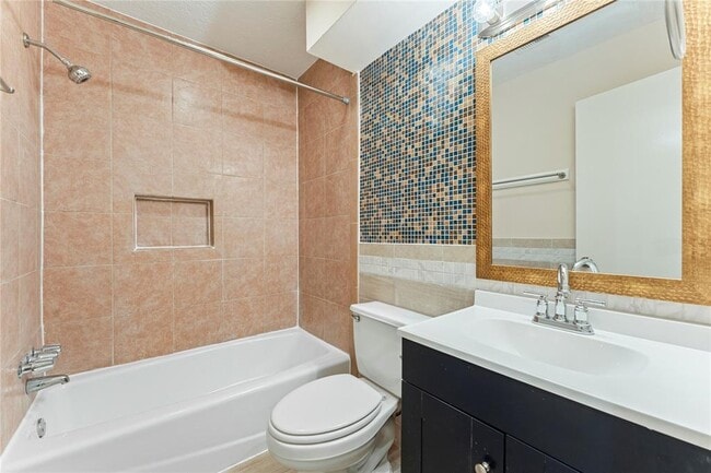 Building Photo - 1410 PI Cir