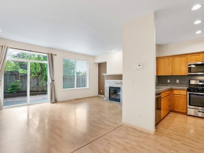 Building Photo - Arbor Station Rental