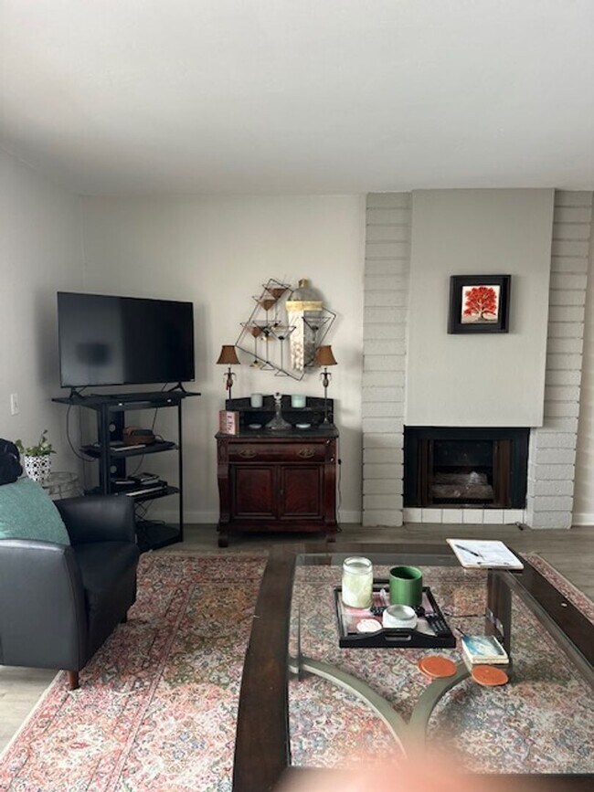 Building Photo - Fully Furnished in Bristol Cove Carlsbad!