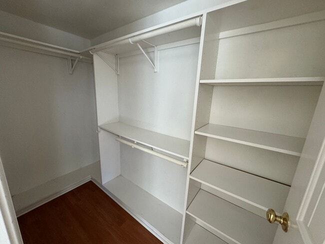 Building Photo - 2440 Melody Ln