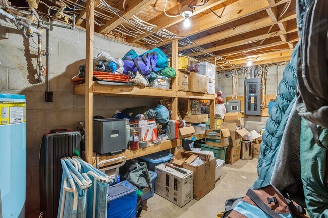 Building Photo - 3 Bedroom / 2.5 Bath Home ? Johnson City, TN