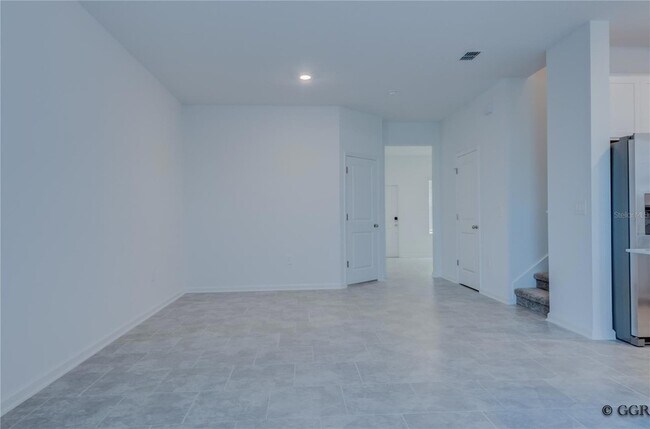Building Photo - 3149 Laurent Lp