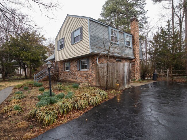 Building Photo - 4-Bedroom Home in Midlothian