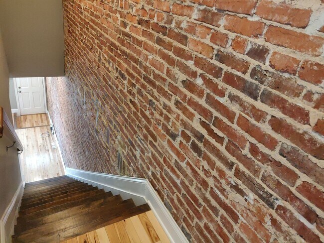 Building Photo - Charming 2BD/3.5BA Townhome in Highlandtown, Baltimore, MD!