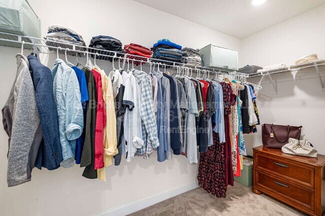 Building Photo - 10252 Glenmere Crk Cir