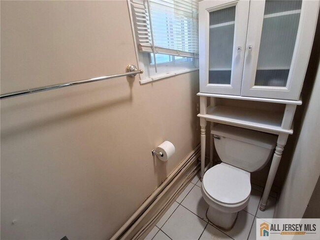 Building Photo - 27a Obert St