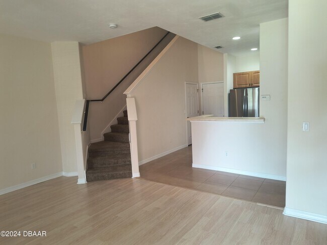 Building Photo - 236 Airport Rd