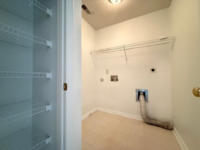Building Photo - 1148 Academic Dr