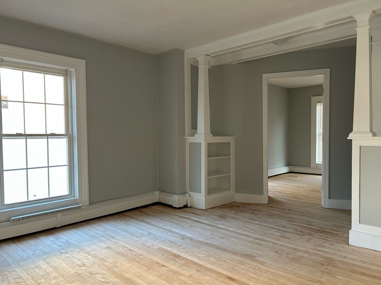 Building Photo - 18 Bowdoin St