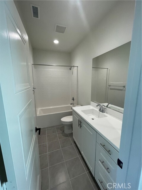 Building Photo - 3921 S Jolly Paseo