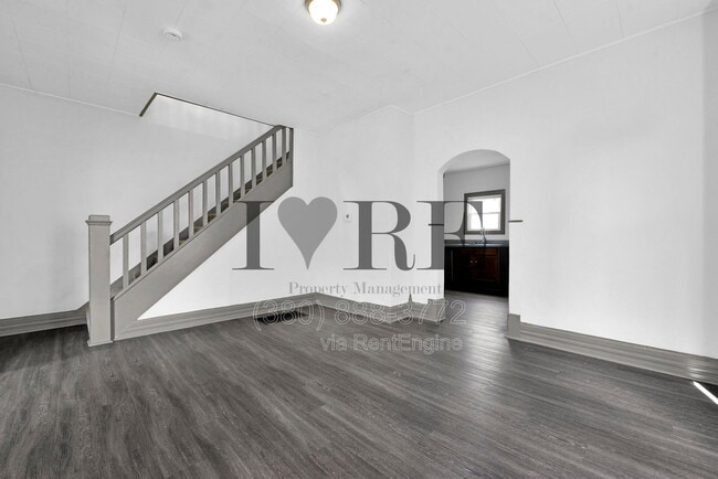 Building Photo - 76 Rodgers Ave