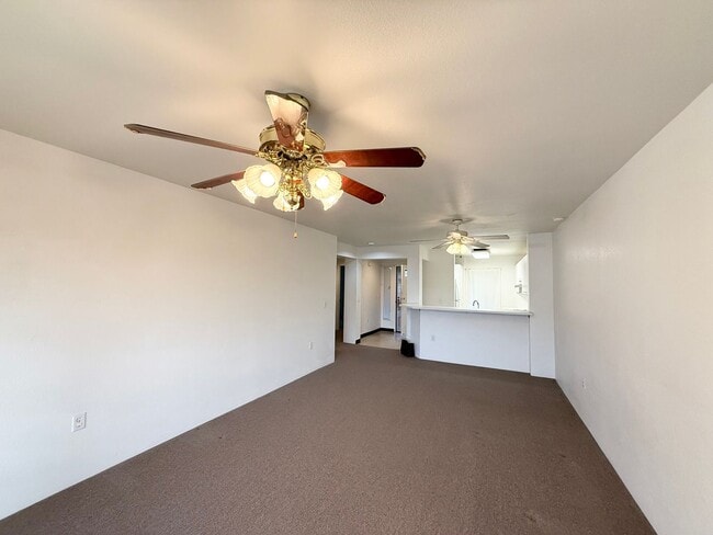 Building Photo - AVAILABLE NOW! 2 BD/ 2 BA Unit in Kukuilani Villas - Kapolei