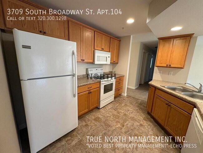 Building Photo - 3709 S Broadway St