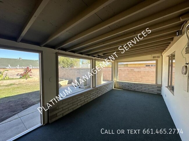 Building Photo - 1839 E Ave Q10