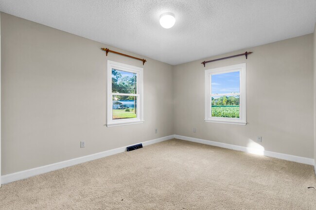 Building Photo - 209 McCoy Ave
