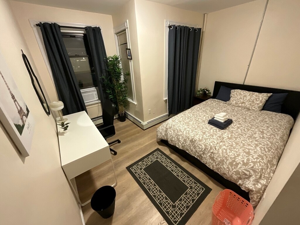 Building Photo - 871 Harrison Ave