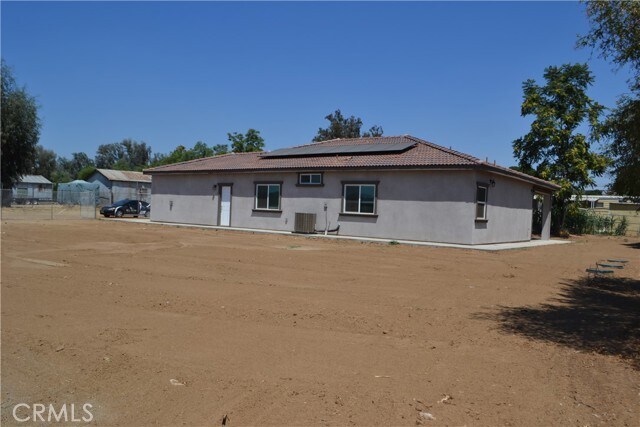 Building Photo - 22267 Mountain Ave
