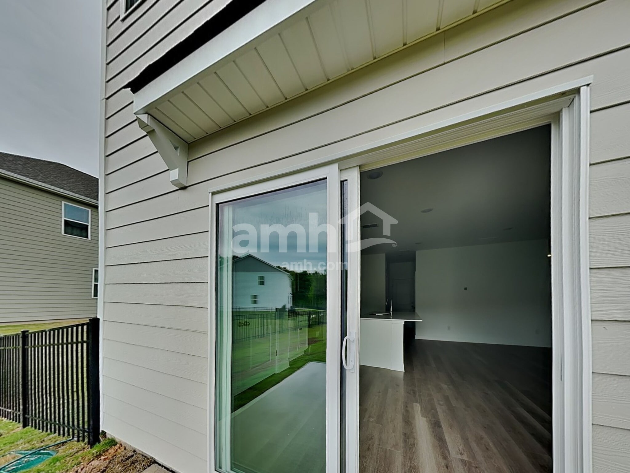 Building Photo - 1212 Livengood Wy