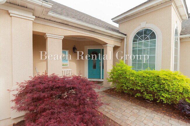 Building Photo - Furnished Home in NMB with Pool and Hot Tub