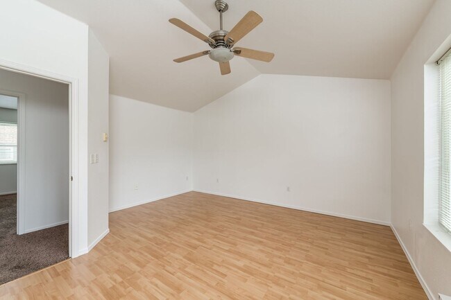 Building Photo - Tualatin condo for rent