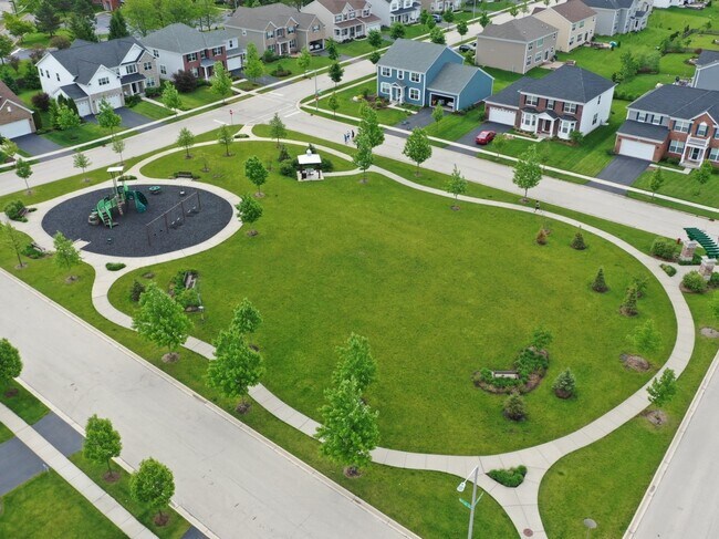 Building Photo - 2667 Retreat Cir