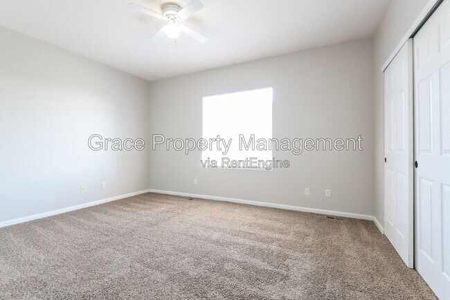 Building Photo - 9727 Cherry Ln