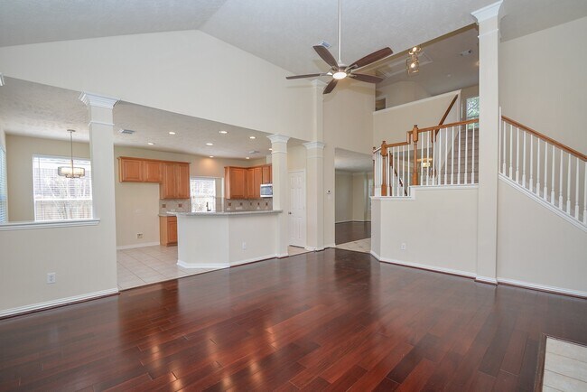 Building Photo - 4914 Big Spring Cir