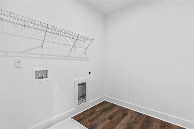 Building Photo - 515 Motivation Cir NW