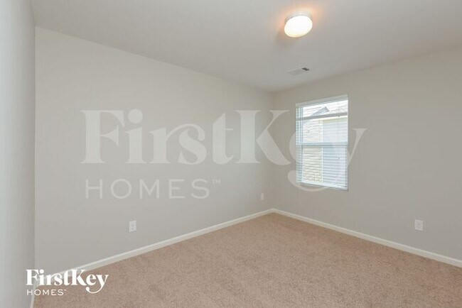 Building Photo - 5884 Cheshire Cove Trail