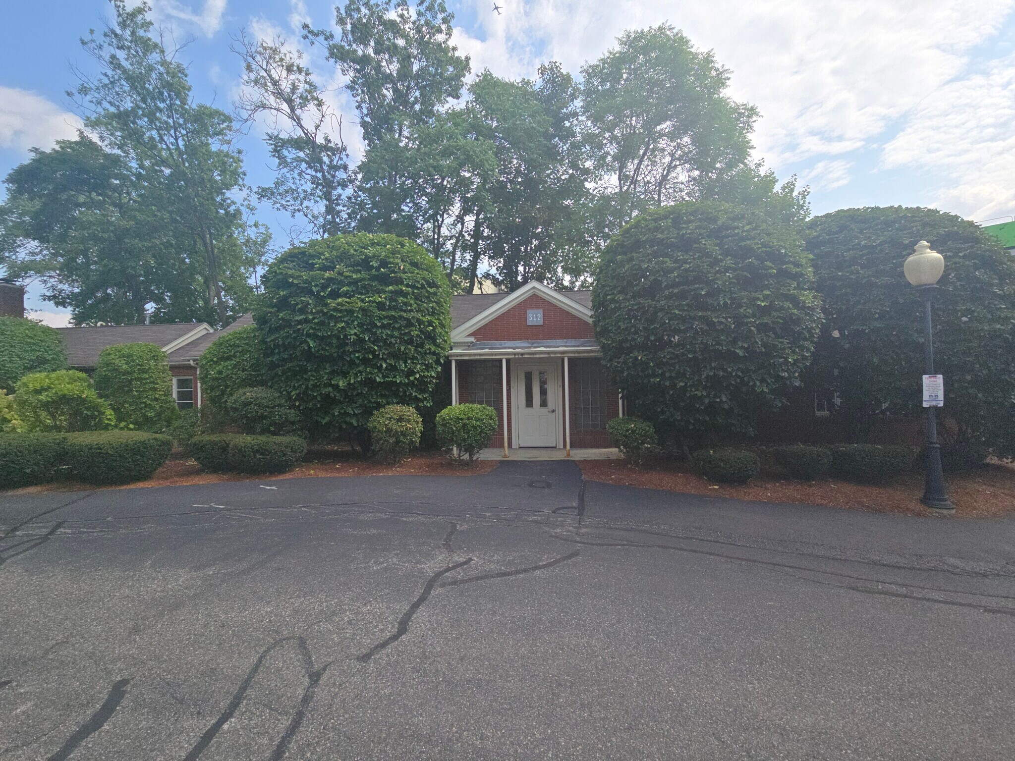 Building Photo - 312 Rindge Ave