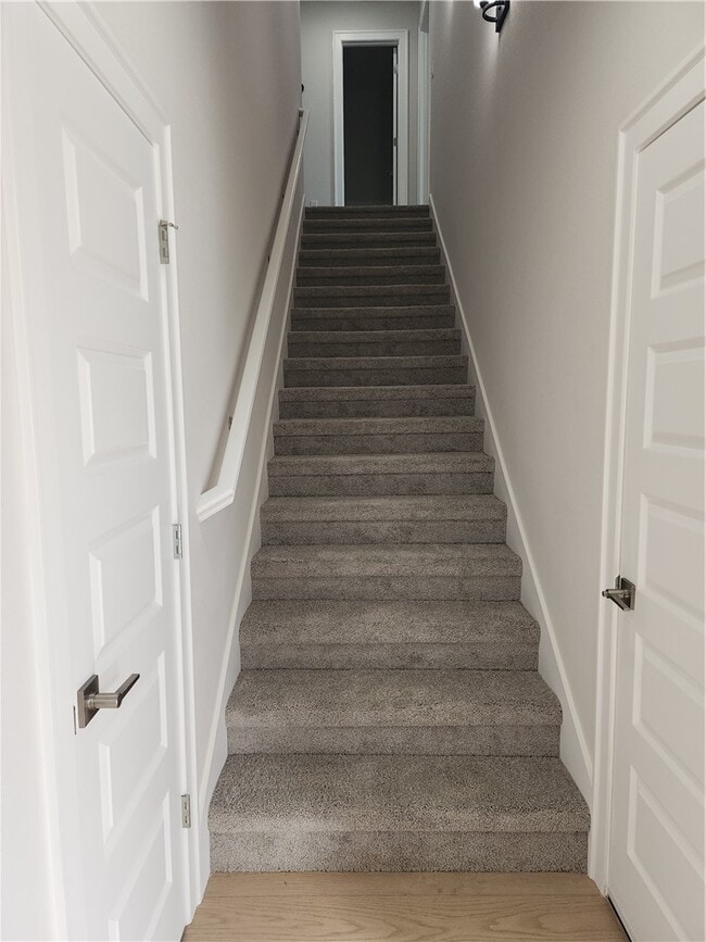 Building Photo - 2700 SW Blustery Dr