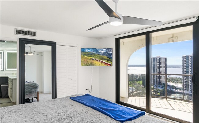 Building Photo - 3003 S Atlantic Ave