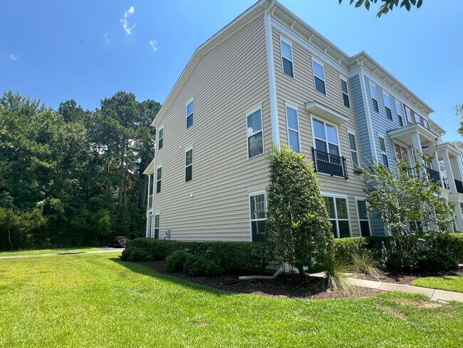 Building Photo - 1542 Bluewater Way