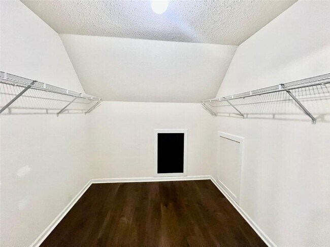 Building Photo - 3104 Mineral Ridge Ln