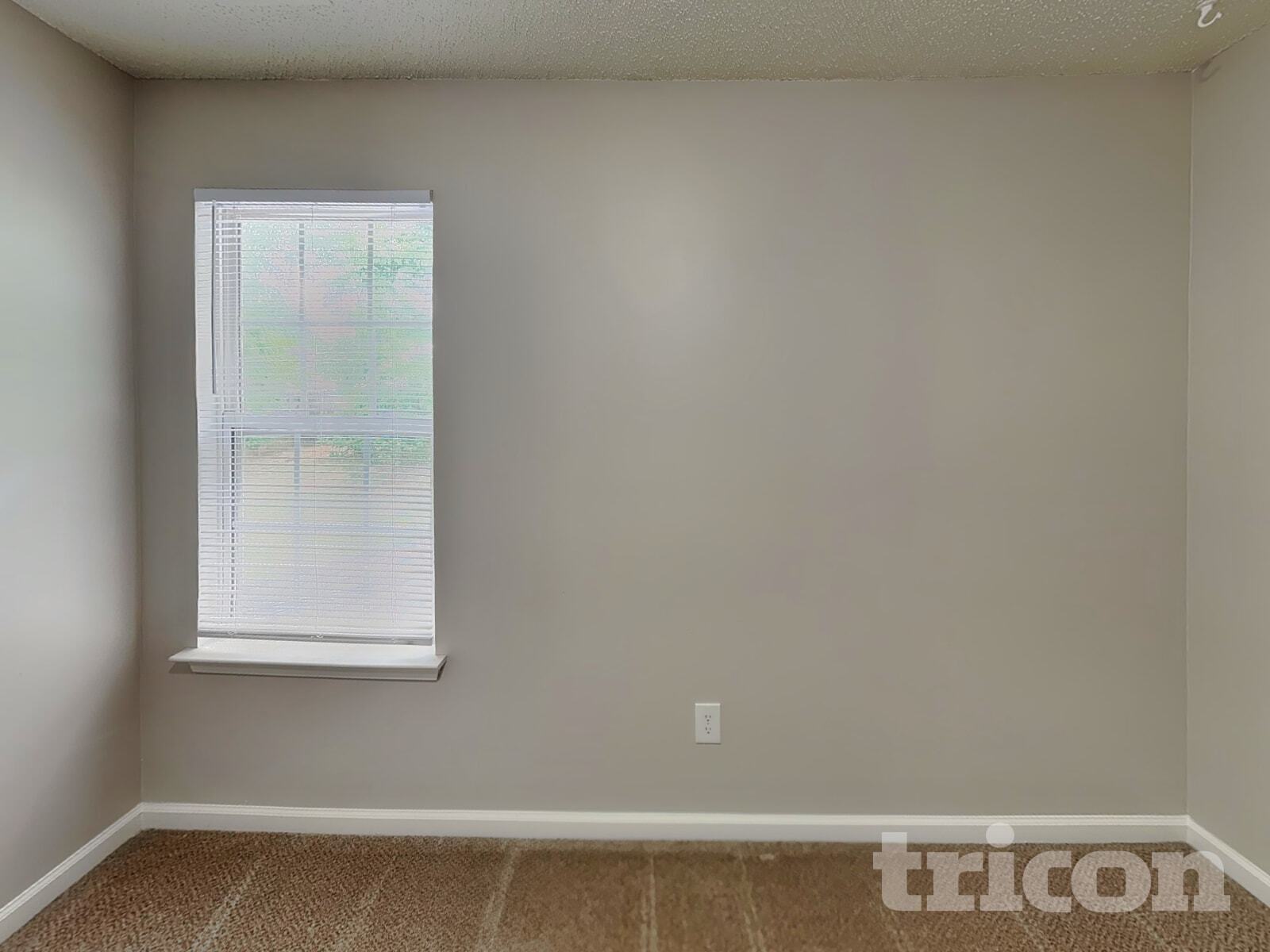 Building Photo - 7116 Lowen Rd