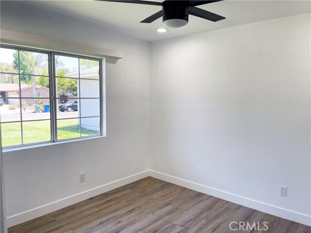 Building Photo - 6221 Glide Ave