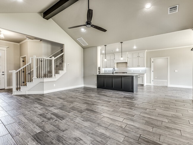 Building Photo - 14517 Chambord Dr