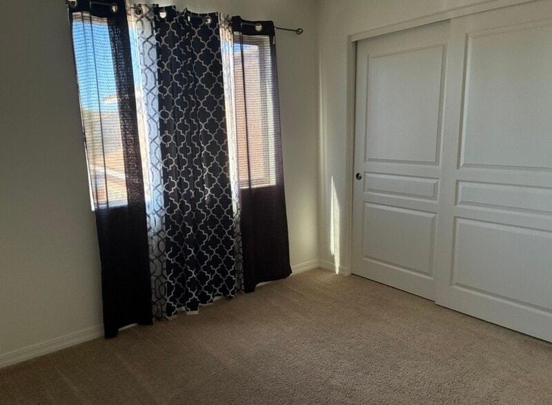 Building Photo - 928 Bello Rd