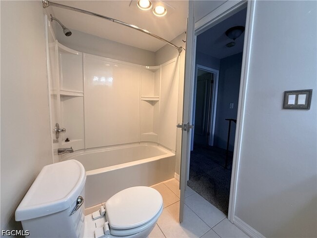 Building Photo - 1608 SE 28th Terrace