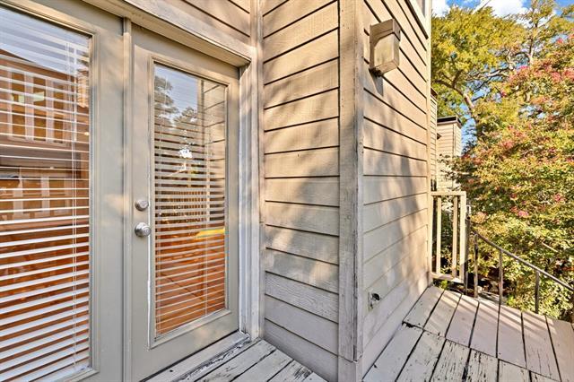 Building Photo - 6808 Eastridge Dr