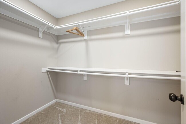 Building Photo - 84131 Azzura Way