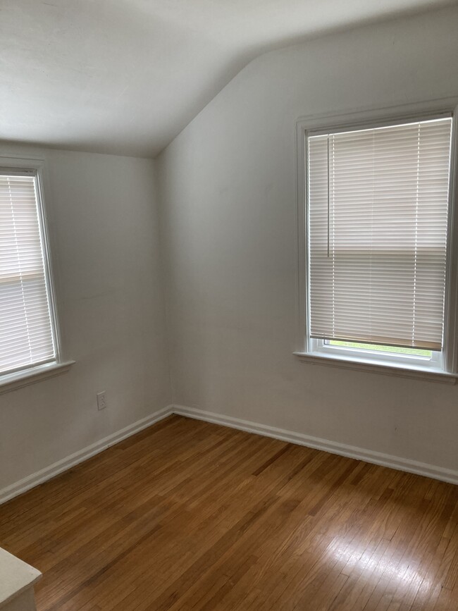 Building Photo - 4649 Westway St