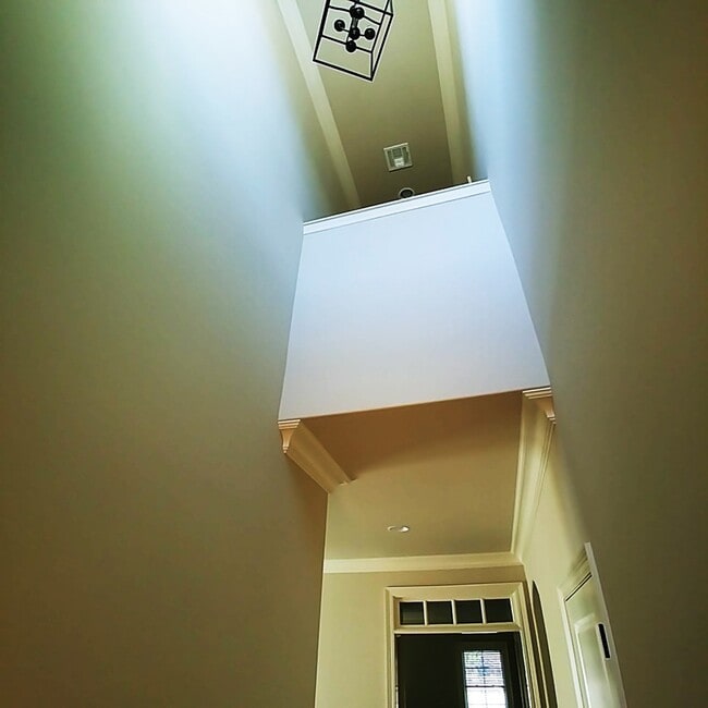 Building Photo - 104 Perfect Pl