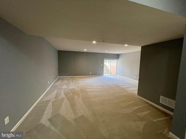 Building Photo - 317 Spruce Pine Rd